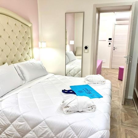 Hotel Astigiana & Appartamenti فاراتسي المظهر الخارجي الصورة